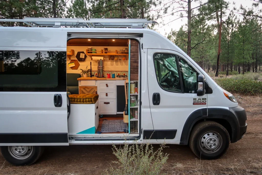 5 Van Food Budgeting Mistakes That Feel Smart but Are Not

